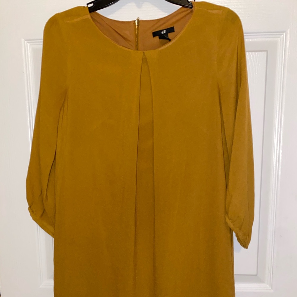 Golden dress